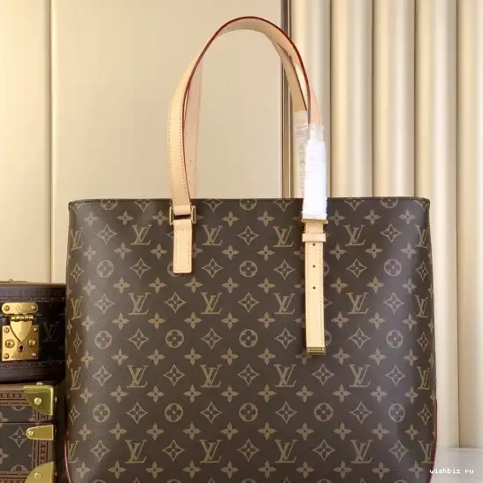 WIS LOUIS VUITTON Mezzo 0430